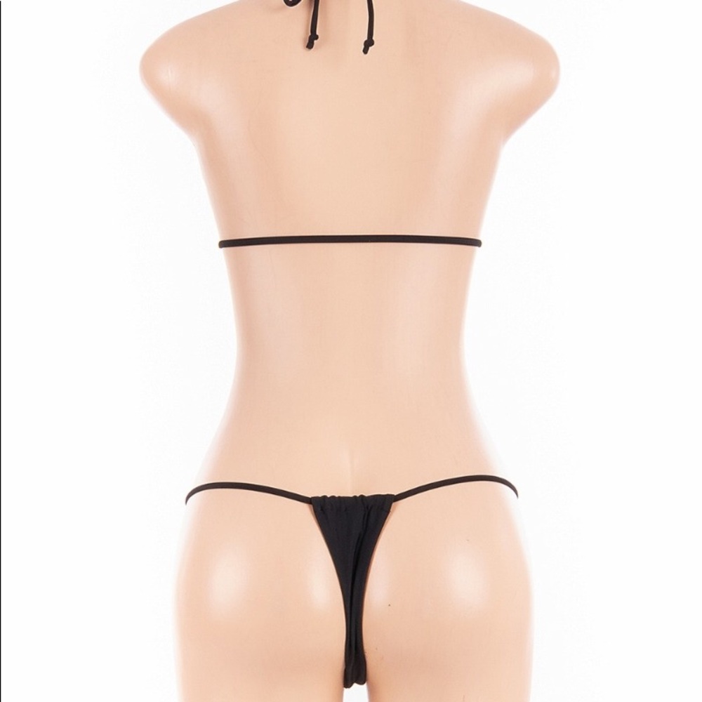 NEW‼️BLACK PADDED HALTER NECK - bikini - Picture 5 of 5